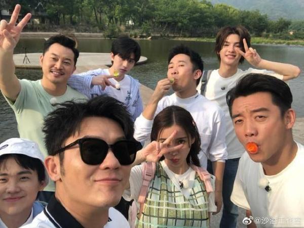  奔跑|官宣定档！第八季的《奔跑吧》终于安排上了