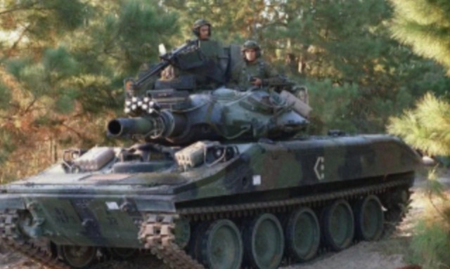  为啥|又粗又长不一定强？我国15式轻坦为啥只用105mm“小炮”？