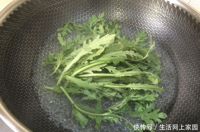 蔬菜|这个早餐特省事,比馒头简单比面包香,十分钟做一锅,柔软又清香