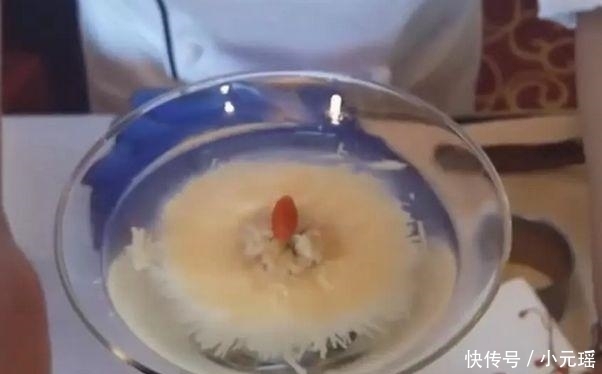 二话不说|外国厨师切豆腐成“菊花”, 中国厨师二话不说, 切成“蒲公英”!