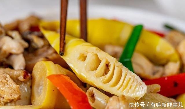 我家|春天我家从不错过它,随手焖出一锅鲜,汤汁都舔干