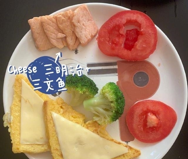  鸡蛋油条|看海清晒的早餐，网友们大赞：这位妈妈明星不一般，厉害了