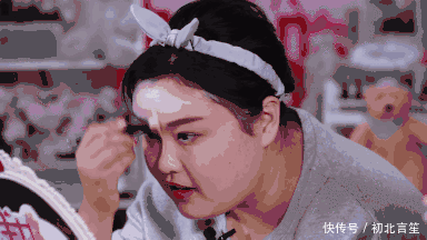 贺聪|刘雯接班人原来是她?新一代的国模之光,还是亚洲唯一登上顶级大刊的国模?