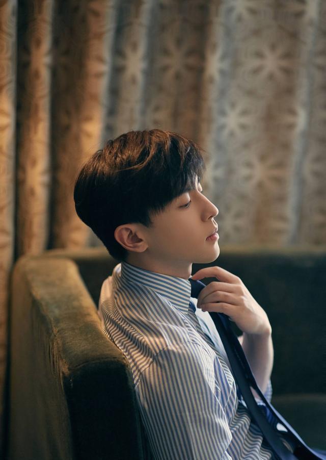 伴郎|邓伦:一块质朴绵实的玉,石家庄之光,铁打的伴郎