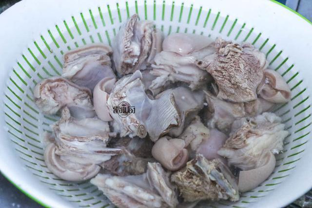  羊肉|羊肉的家常做法，没有羊骚味，肉香四溢还不腻！