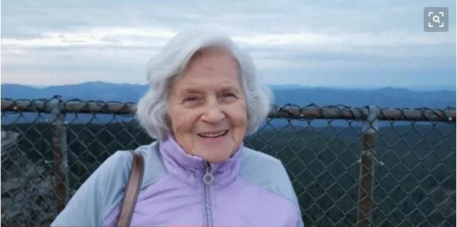 邻居|90岁的老妇人，在小镇生活10年被抓，邻居知道真相蒙了