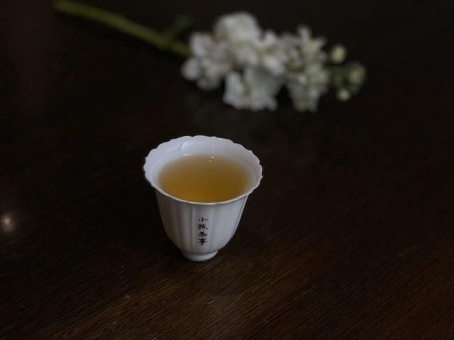 储存|做旧白茶也有枣香老白茶闹的这个乌龙,可太大了