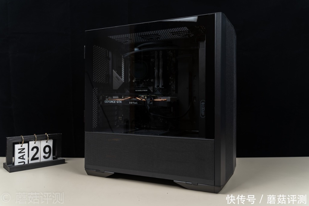 LIANLI|风道升级,散热效果媲美开放式环境、联力LIANLI 鬼斧AIR 机箱 评测