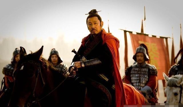 项羽|刘邦称帝后，为了不让父亲向自己下跪，发明一称号，被封建王朝沿用！