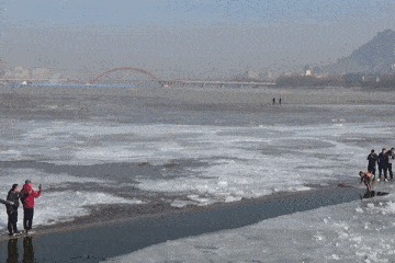  不知|《为什么要喊奥利给》刷屏背后上亿人只知奥利给，却不知大叔的双面人生