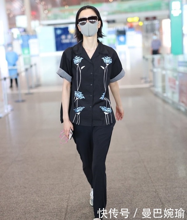  造型|不愧是比刘雯还高级的超模，奶奶裤都能玩出新花样，常人接受不了