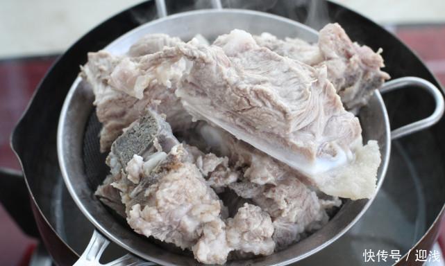 白肉|秋季还数这汤最养人,做法简单无需任何技巧,汤白肉烂鲜美无比!