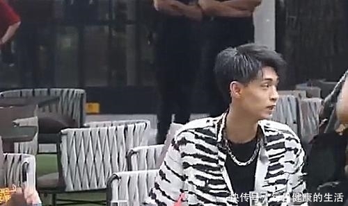 极限|德云社团综来了,除了德云社的人,还有《极限》前导演严敏