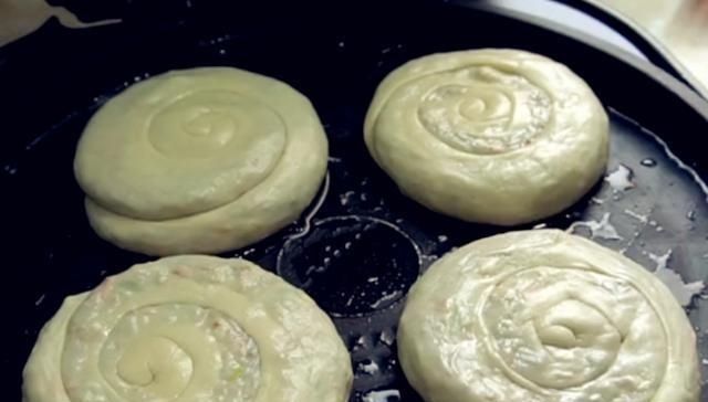 能量|这是孩子最爱吃的早餐饼,营养足味道赞能量满满,两天不吃馋得慌