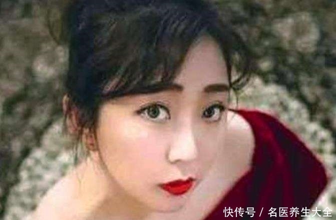 女扮男装|她靠女扮男装成名，连吴京都将她当亲妹妹疼爱，今31岁更是美得不像话！