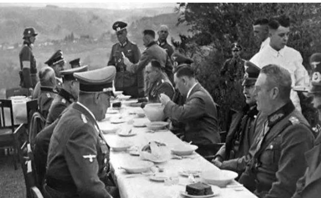 戒掉|希特勒3大禁忌，坚决不碰任何一个，但让现代人戒掉一个都难