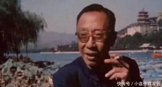 龙椅|溥仪晚年看到龙椅时,摇头又叹气,揭露坐龙椅的滋味