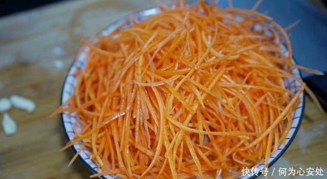  萝卜丝|夏天多吃，补肝明目，清热解毒，实惠简单