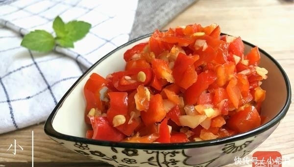 剁辣椒|中国又一个下饭菜火了, 比老干妈还开胃老外表示再贵都要吃