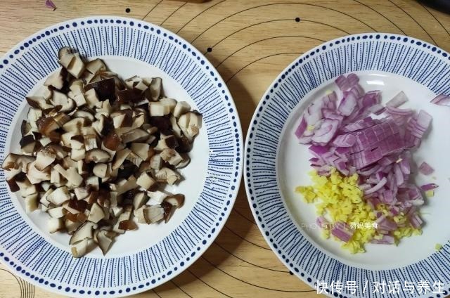 酱肉|教你在家做酱肉包,发面调馅详细做法分享,咸香好吃,三分钟学会