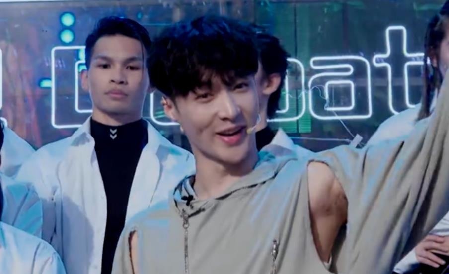 舞台|《街舞3》水舞台,“莲”全场最佳,张艺兴反应却让人失望