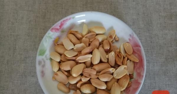  酥饼|一口酥掉渣的花生酥饼，餐厅厨房新手福利，没有人能抵触~