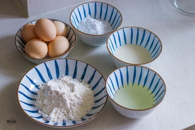 蛋糕|网红抖臀蛋糕,用手轻碰就一直抖个不停,迫不及待咬下一口,真香