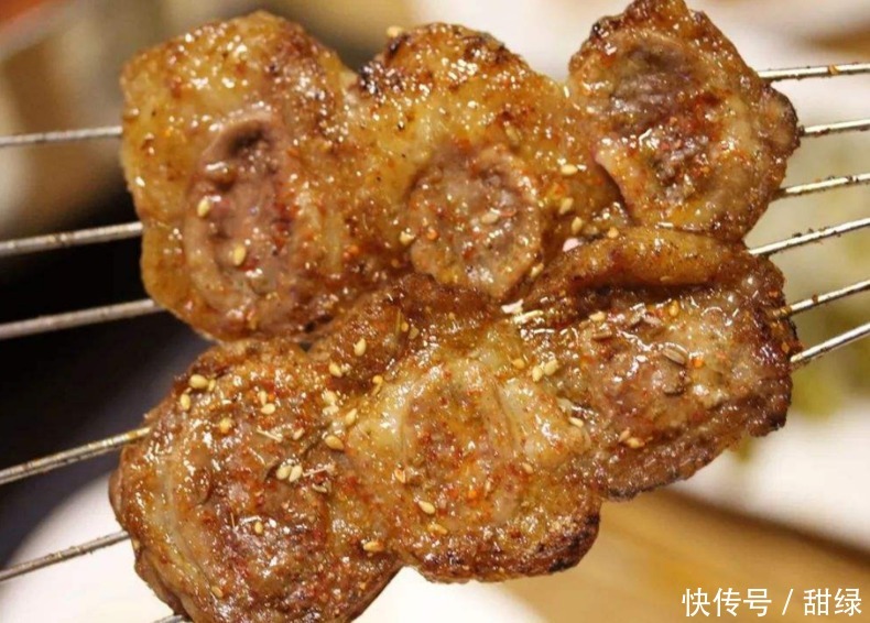 特别|吃烧烤的时候，下面三种食物可不能少哦！