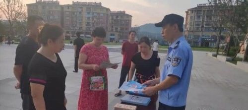 重点|预防诈骗，丹东六道口派出所重点区域“摆摊设点”