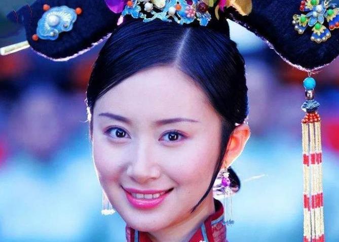  丈夫|她是大清的公主，被哥哥软禁7年，亲眼看着丈夫儿子死在她面前！