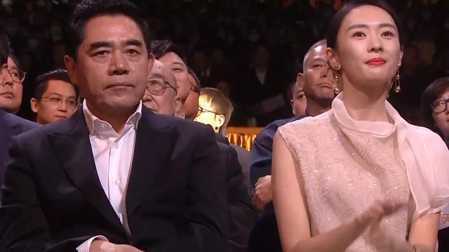 白皙|金鹰奖女星高清同框照:赵丽颖白皙完胜谭松韵,宋茜状态不如陶虹