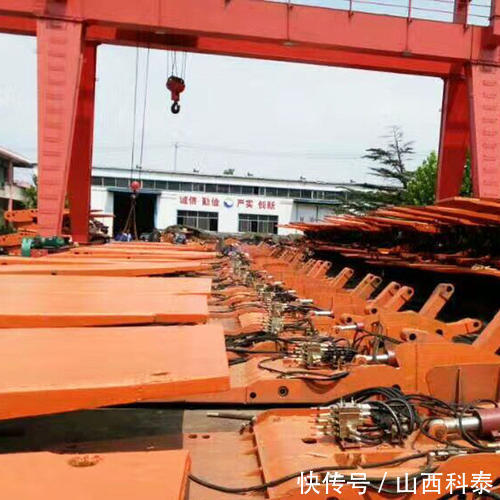 顶板|煤矿综采液压支架倾倒的预防及处理