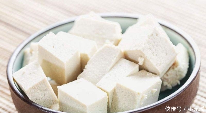 二话不说|外国厨师切豆腐成“菊花”, 中国厨师二话不说, 切成“蒲公英”!