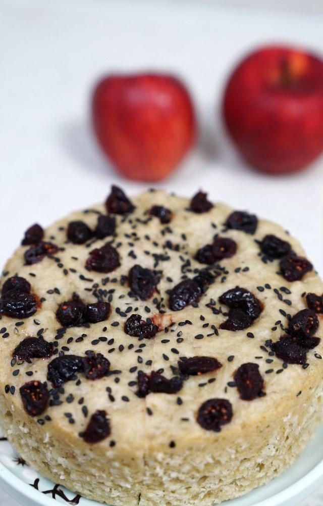 做出|两个苹果加点面粉,就能做出蓬松暄软的大发糕,不用揉面不用整形