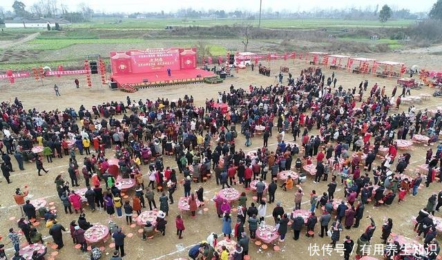 美食|《风味人间》第2季，开集呈现五花八门的甜，很多美食听都没听过