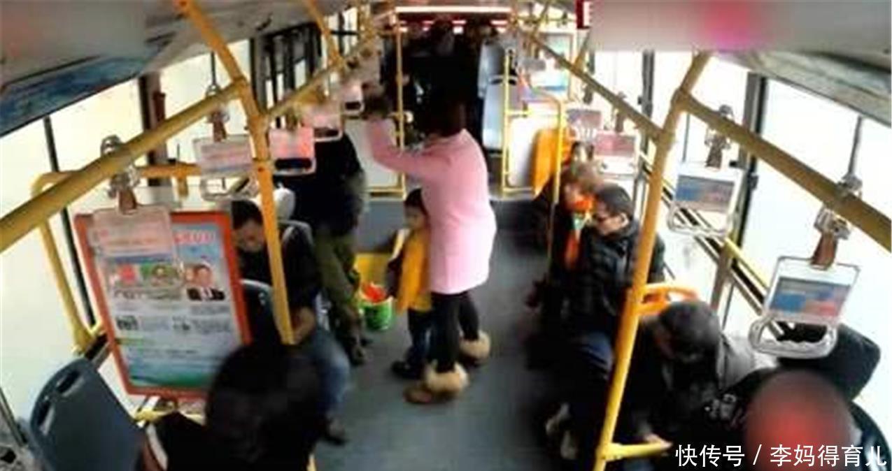 解气|4岁男孩车上被要求让座,宝妈怒极回怼“不许让”,结局很解气