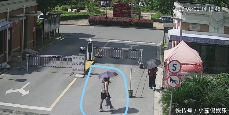 嫌疑人|浦东警方抓获一男扮女装偷衣贼 嫌疑人：为伪装也为“爱好”