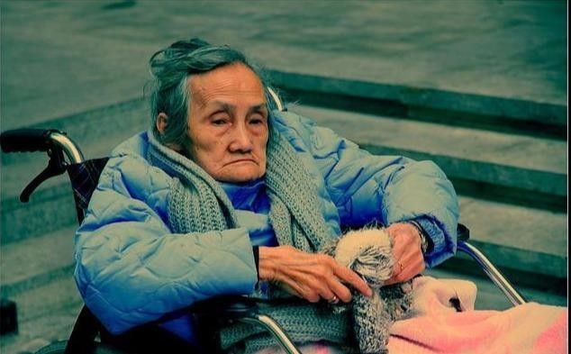 赵彩云|女子救过慈禧,为清朝解除大麻烦,然而13岁就被卖进了烟花柳巷