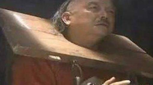 福长安|和珅临死前,对隔壁囚犯说:你若不死,出去帮我做件事