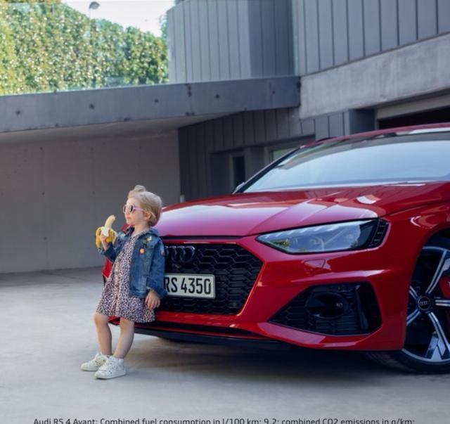  意识|让小女孩靠在汽车前吃香蕉，德国汽车广告被愤怒网友抨击意识不良