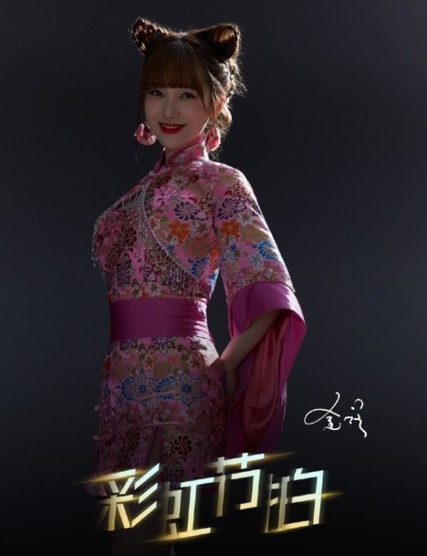 气氛|《浪姐》万茜被孤立聚会时万茜一来气氛就沉重,一走大家又热聊