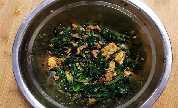 再多|粗粮细吃的菜团子，皮薄馅大，不用和面，吃再多也不会长肉