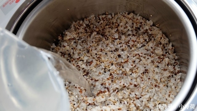 减肥|大米煮过再蒸饭,又香又软还低糖,减肥人士和糖尿病人有口福了