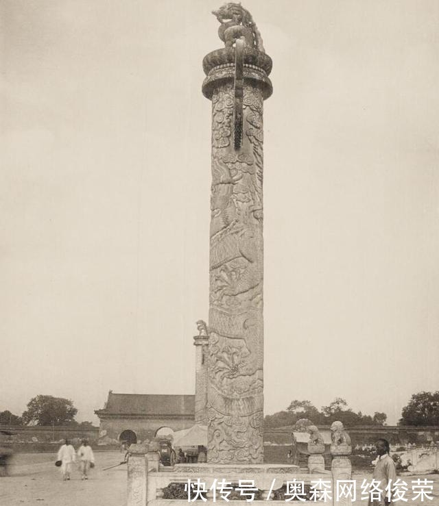 惨不忍睹|晚清老照片:被慈禧太后抛弃的紫禁城,杂草丛生,惨不忍睹