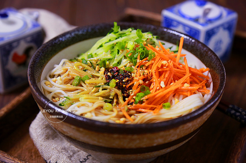 麻酱|10道夏日凉面,天越热越想吃,做着省事,菜都不用做了