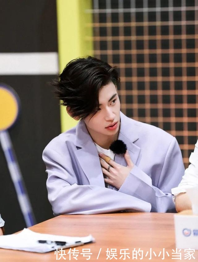 新手|《新手驾到》周深科三首次上路发生意外事故 戚薇受伤退出录制小鬼王琳凯寻失踪羊驼