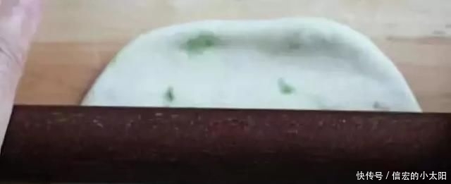 面粉|这才是煎饼果子最好吃的做法,煎饼香,果子酥,比外面卖的还好吃