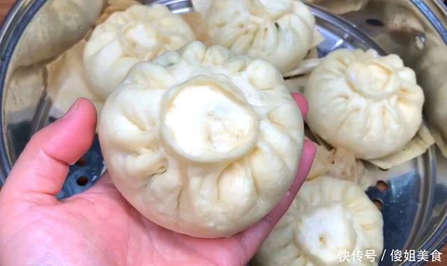 松软|蒸包子时,不要直接上锅蒸,3个小秘诀,包子松软好吃,不回缩
