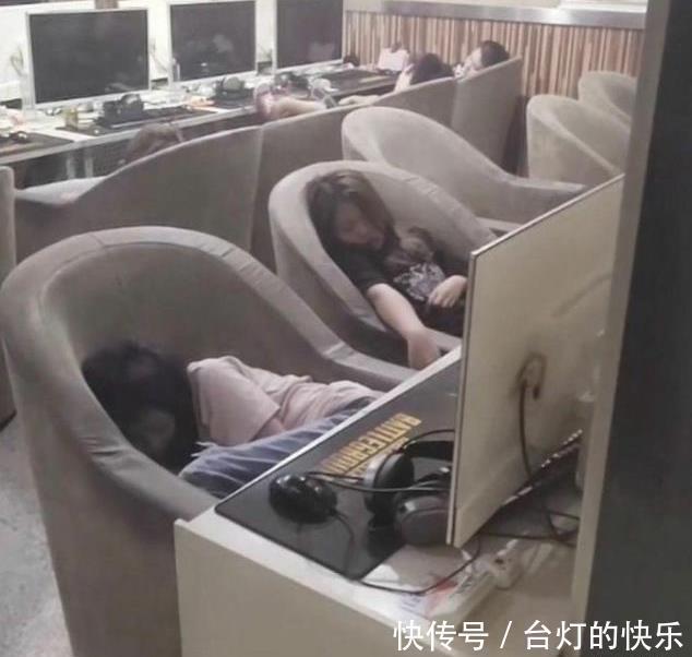 漂亮|“我买了三年的彩票,终于把卖彩票的漂亮姑娘娶回了家!”哈哈哈哈哈这是人才!