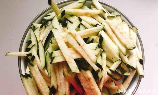 光光|费用仅为五块钱,这道菜让你在夏天胃口很大,他和米饭一起吃光光